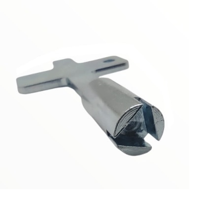 CHAVE TRIANGULAR COM TRAVA DE PORTA OTIS